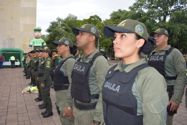 https___cloudfront-us-east-1.images.arcpublishing.com_prisaradioco_5MGZAHRSVVBCXGQV5E43DNYNAM