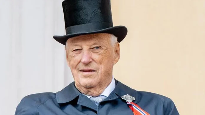rey Harald V de Noruega
