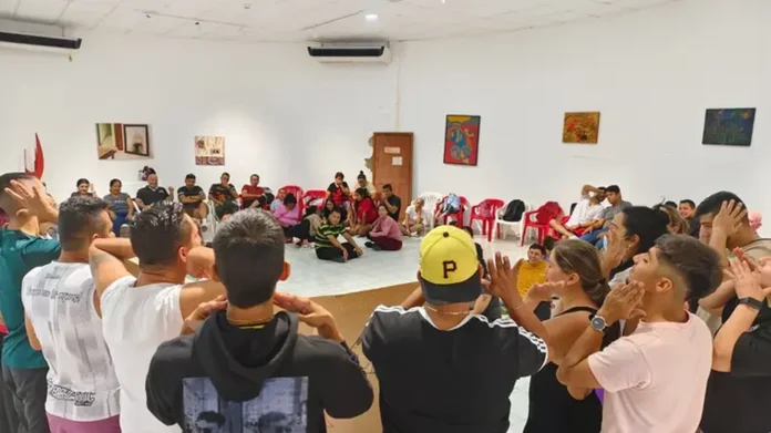 Centro de Danzas y Movimientos